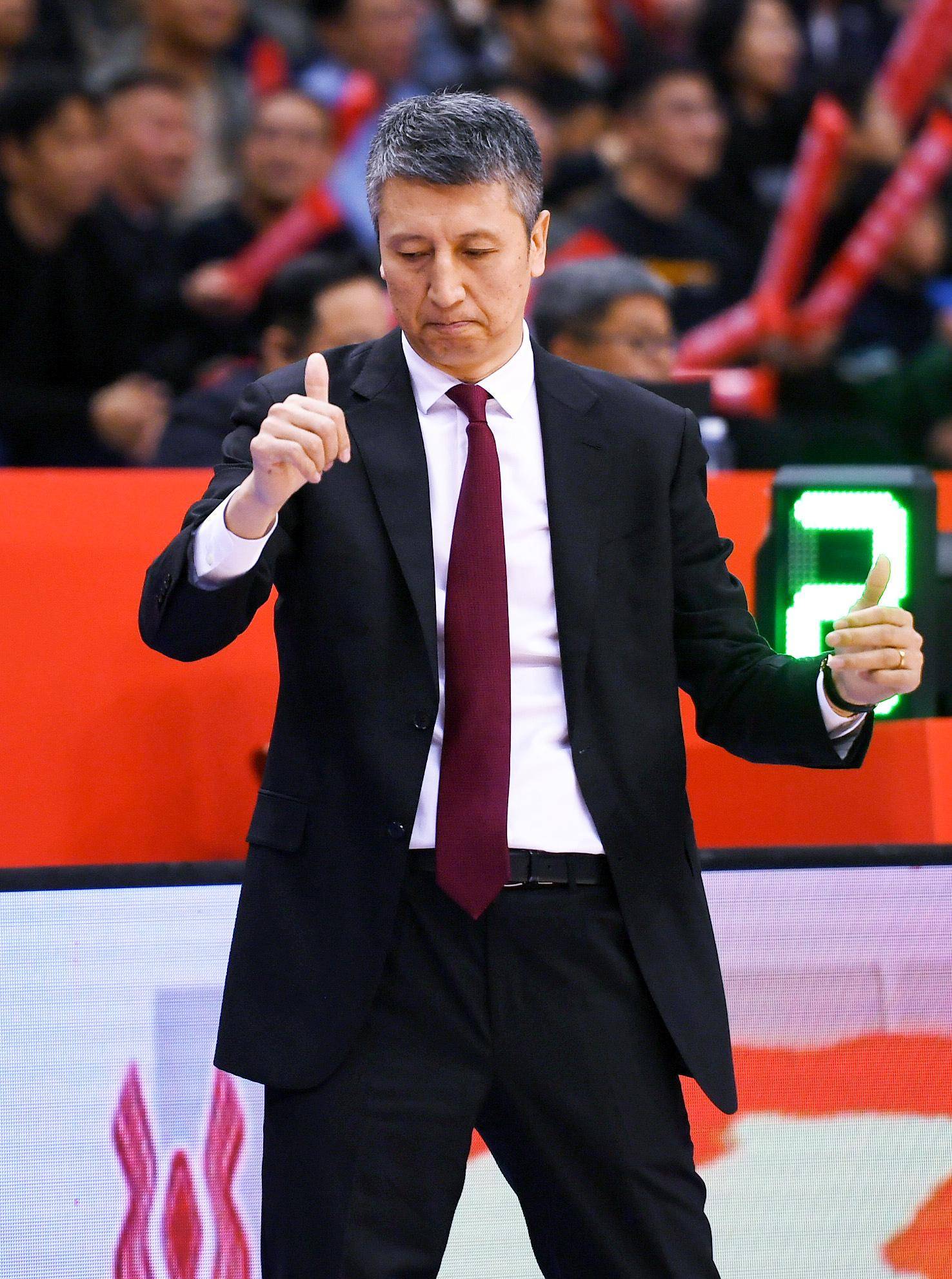 mk娱乐入口 -窗口期CBA季后赛传出新动向，广州队调整名单，管理层表态：底气十足，临场指挥获称赞的简单介绍